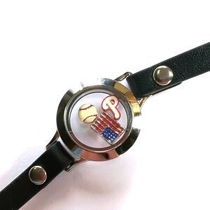 Origami Owl, Philadelphia Phillies charm wrap bracelet.